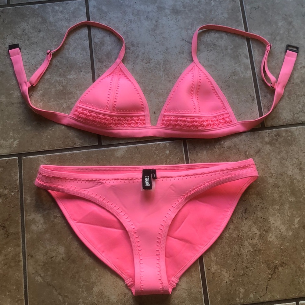 Traingl bikini